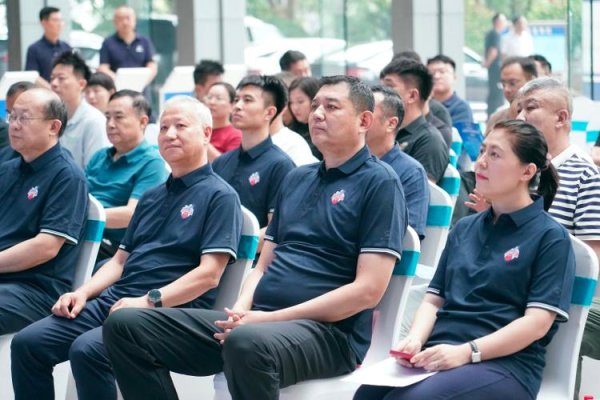 铭创配资 2025山东省男子篮球联赛发布会暨山东篮球人才发展专项基金成立仪式举行